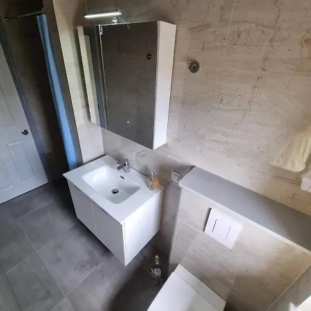 Apartment Tomic Makarska Exterior foto
