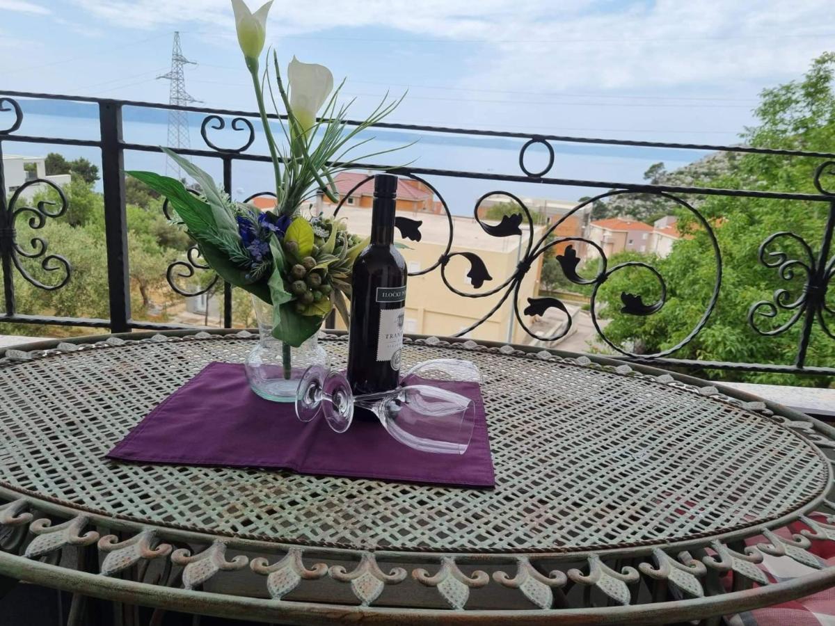Tomic Apartment *